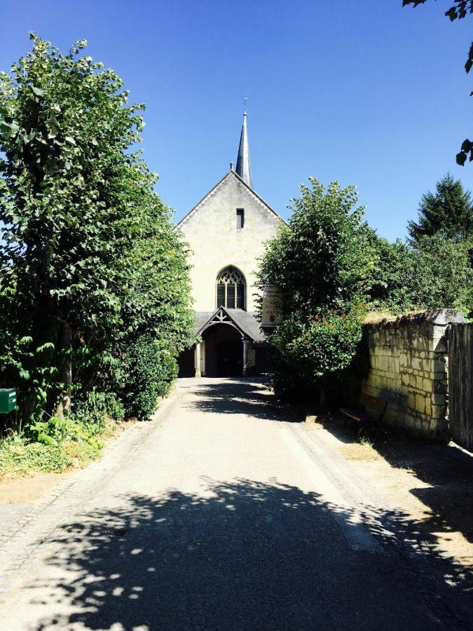 Logis Hotel La Croix Blanche Fontevraud Exteriör bild