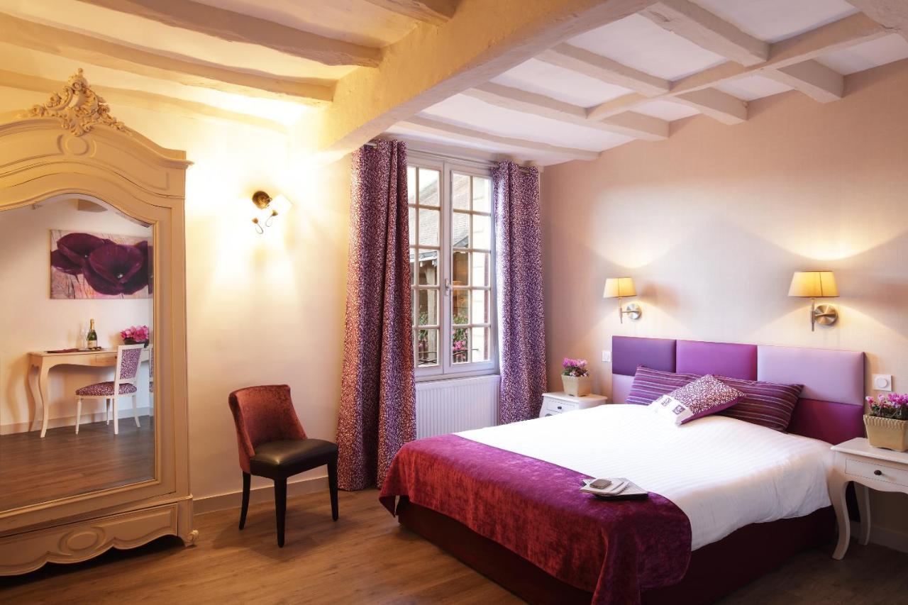 Logis Hotel La Croix Blanche Fontevraud Rum bild
